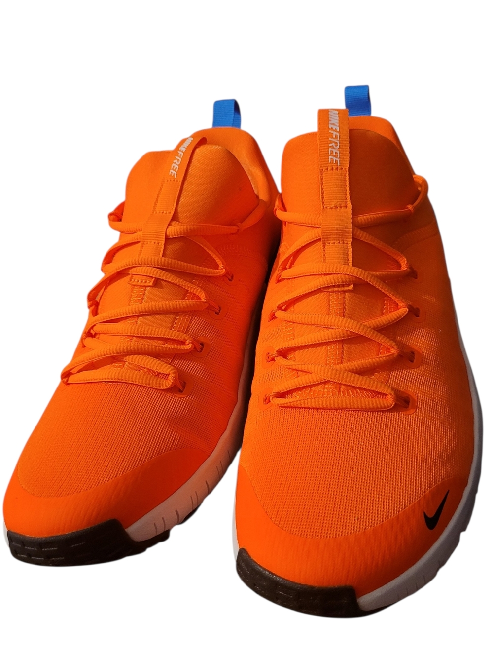 Nike Men’s Sneakers in Bright Orange with Blue Pull Tabs